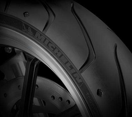 Sportster XL 883 SuperLow / Scorcher-Reifen von Michelin, 150er hinten