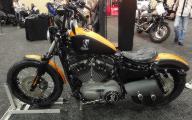 Lacksatz des Color Shops 2012 (aufgenommen beim Dealermeeting in Dallas)