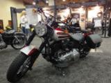 Lacksatz des Color Shops 2012 (aufgenommen beim Dealermeeting in Dallas)