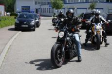 Harley on Tour 2012 in Tuttlingen: Lange später nach viel Fahrspaß begeistert zurück.
