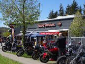 April 2024: Saisonstart mit Open-House-Party.