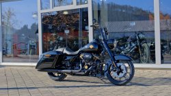 Neumaschine Jubiläumsumbau Road King Special