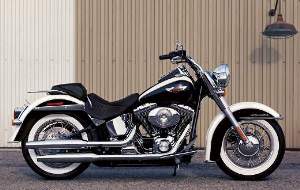 FLSTNI Softail Deluxe 2005