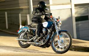 XL1200C Sportster 1200 Custom (2005)