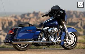 FLHXI Street Glide 2006 in deep cobalt