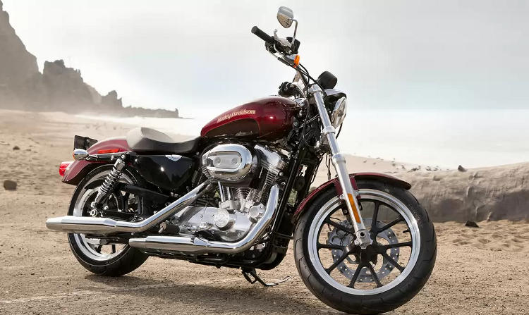 Harley-Davidson Sportster XL 883 SuperLow 2015 - Bike & Bildergalerie
