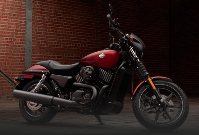 Street XG 750 2015 in Fire Red