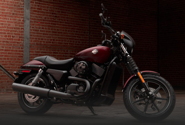 Street XG 750 2015 in Mysterious Red Sungo