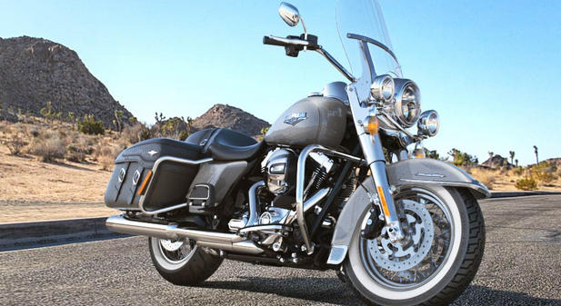 Road King Classic Modell 2016 in Billett Silver Road King Classic Modell 2016 in Billett Silver