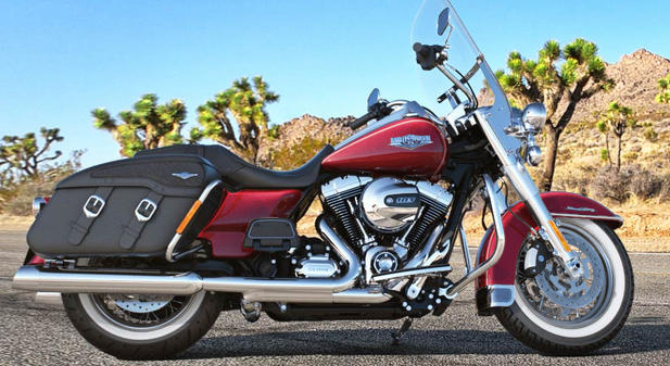 Road King Classic Modell 2016 in Velocity Red Sunglo Road King Classic Modell 2016 in Velocity Red Sunglo