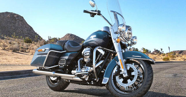 Road King Modell 2016 in Cosmic Blue Pearl