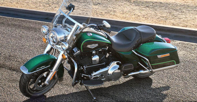 Road King Modell 2016 in Deep Jade Pearl & Vivid Black