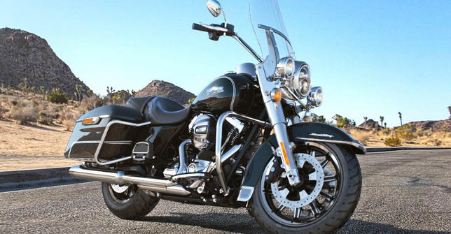 Road King Modell 2016 in Vivid Black