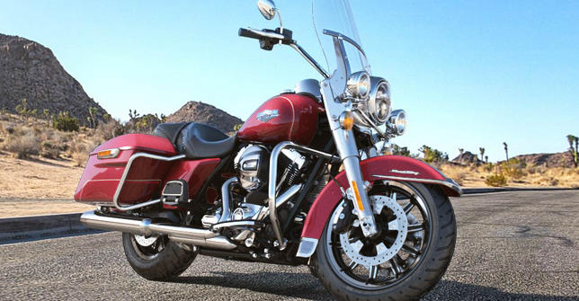 Road King Modell 2016 in Velocity Red Sunglo