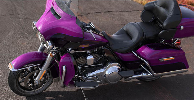 Electra Glide Ultra Classic Modell 2016 in Purple Fire & Blackberry Smoke