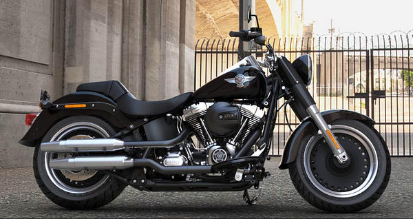 Softail Fat Boy Special Modell 2016 in Vivid Black Softail Fat Boy Special Modell 2016 in Vivid Black