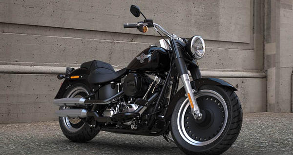 Softail Fat Boy Special Modell 2016 in Vivid Black Softail Fat Boy Special Modell 2016 in Vivid Black