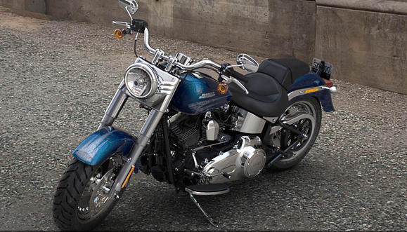 Softail Fat Boy Modell 2016 in Cosmic Blue Pearl