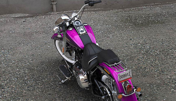 Softail Deluxe Modell 2016 in Purple Fire & Blackberry Smoke Softail Deluxe Modell 2016 in Purple Fire & Blackberry Smoke