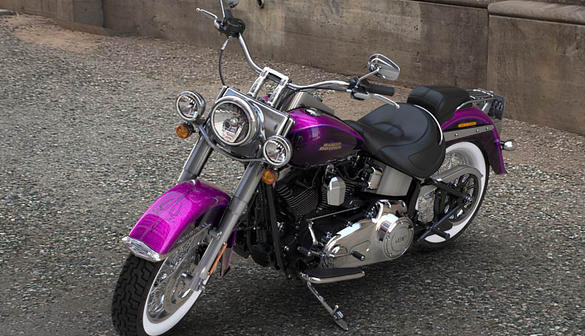 Softail Deluxe Modell 2016 in Purple Fire & Blackberry Smoke Softail Deluxe Modell 2016 in Purple Fire & Blackberry Smoke