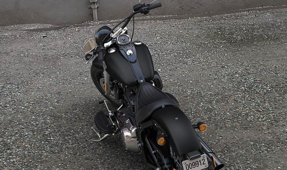 Softail Slim Modell 2016 in Black Denim Softail Slim Modell 2016 in Black Denim