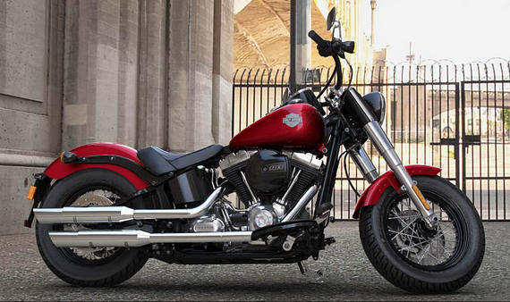 Softail Slim Modell 2016 in Velocity Red Sunglo Softail Slim Modell 2016 in Velocity Red Sunglo