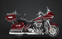 CVO Road Glide Ultra Modell 2016 in Ruby Red / Palladium Silver