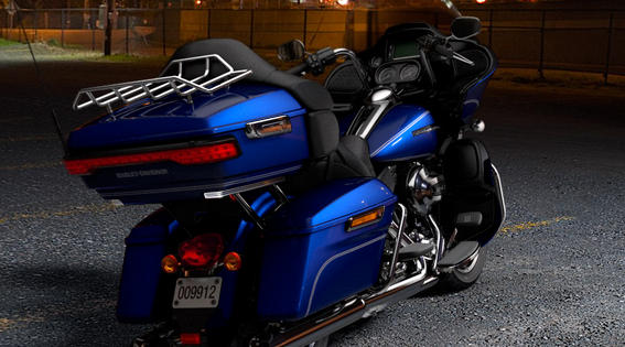 Road Glide Ultra Modell 2016 in Superior Blue Pearl