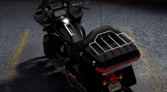 Road Glide Ultra Modell 2016 in Vivid Black