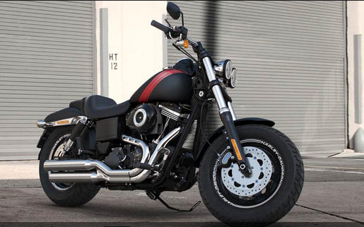 Dyna Fat Bob Modell 2016 in Black Denim