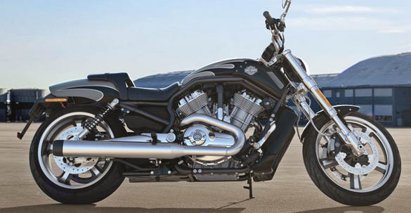 V-Rod Muscle Modell 2016 in Billett Silver & Black V-Rod Muscle Modell 2016 in Billett Silver & Black