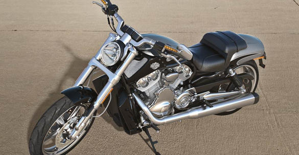 V-Rod Muscle Modell 2016 in Billett Silver & Black V-Rod Muscle Modell 2016 in Billett Silver & Black
