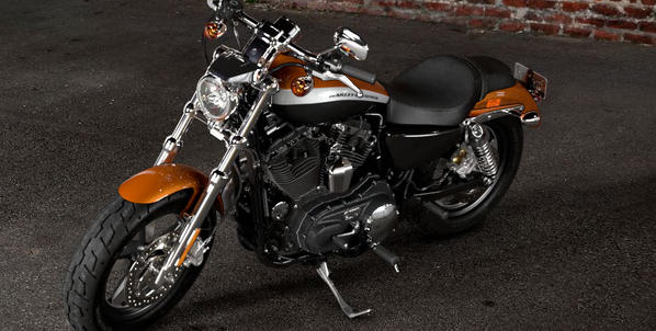 Sportster XL 1200 Custom Limited A Modell 2016 in Amber Whiskey & Vivid Black mit Graphics