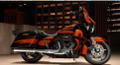 CVO Street Glide Modell 2017 in Sunburst Orange / Starfire Black