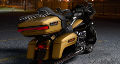 Road Glide Ultra Modell 2017 in Black Hills Gold & Black Quartz (2017 neu)