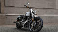 Softail Breakout Modell 2017 in Crushed Ice Denim (2017 neu)