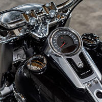 Softail Fat Boy / Edles Finish in Satin Chrom