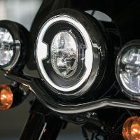 Softail Heritage Classic / Charakteristischer LED-Scheinwerfer