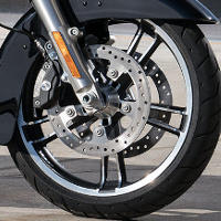 Street Glide / Integralbremssystem, ABS