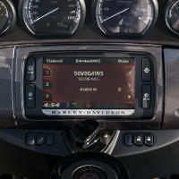 CVO Street Glide / Premium BOOM! Box 6.5 Infotainment