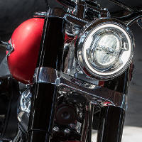 Softail Slim / Charakteristischer LED-Scheinwerfer