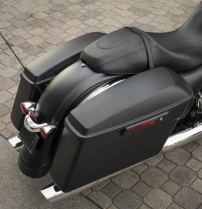 Road Glide / Gestreckte, schlanke Seitenkoffer