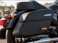 Sportster Super Low 1200 T / Abschliebare Koffer, Docking-Points