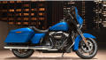 Street Glide Modell 2018 in Electric Blue