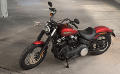 Softail Street Bob Modell 2018 in Wicked Red / Twisted Cherry Softail Street Bob Modell 2018 in Wicked Red / Twisted Cherry