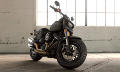 Softail Fat Bob Modell 2018 in Industrial Gray Denim Softail Fat Bob Modell 2018 in Industrial Gray Denim