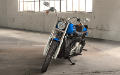 Softail Low Rider Modell 2018 in Electric Blue
