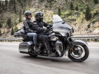 Street Glide Special / High-Performance Federung