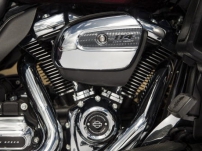 Road Glide Ultra / Motor: Milwaukee-Eight 114