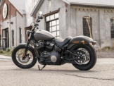 Softail Street Bob / Neu entwickelter Softail-Rahmen